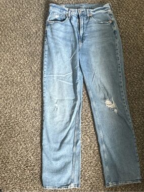 GAP Light Blue Straight-Leg Distressed Jeans